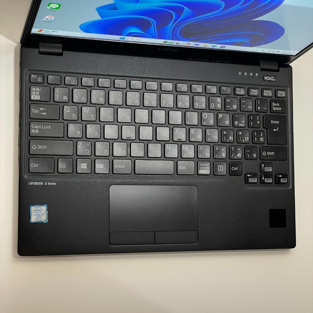 第8世代 i7 LIFEBOOK U939 メモリ16GB 薄型軽量 SSD