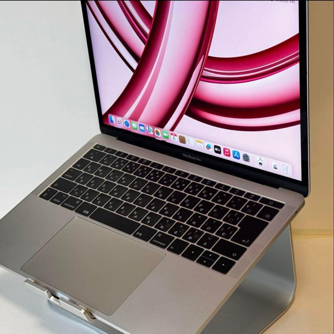 MacBook Pro シルバー i5/8GB/256GB クリアケース付き