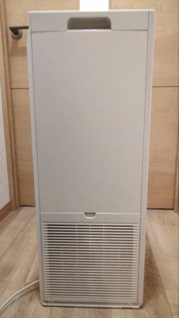 空気清浄機・イオン発生器 MCK55V-W