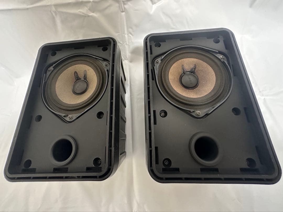 BOSEスピーカー/101MM/S-101MM ペア　ブラケット付き