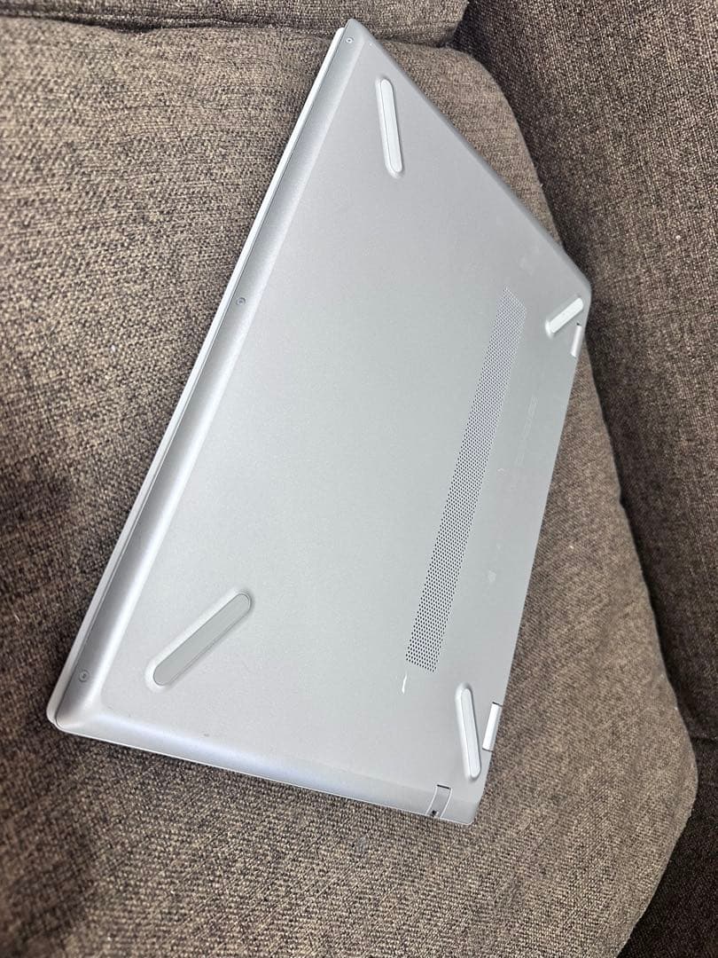 HP pavilion 15.6 i7-10世代NVIDIA BAT100%