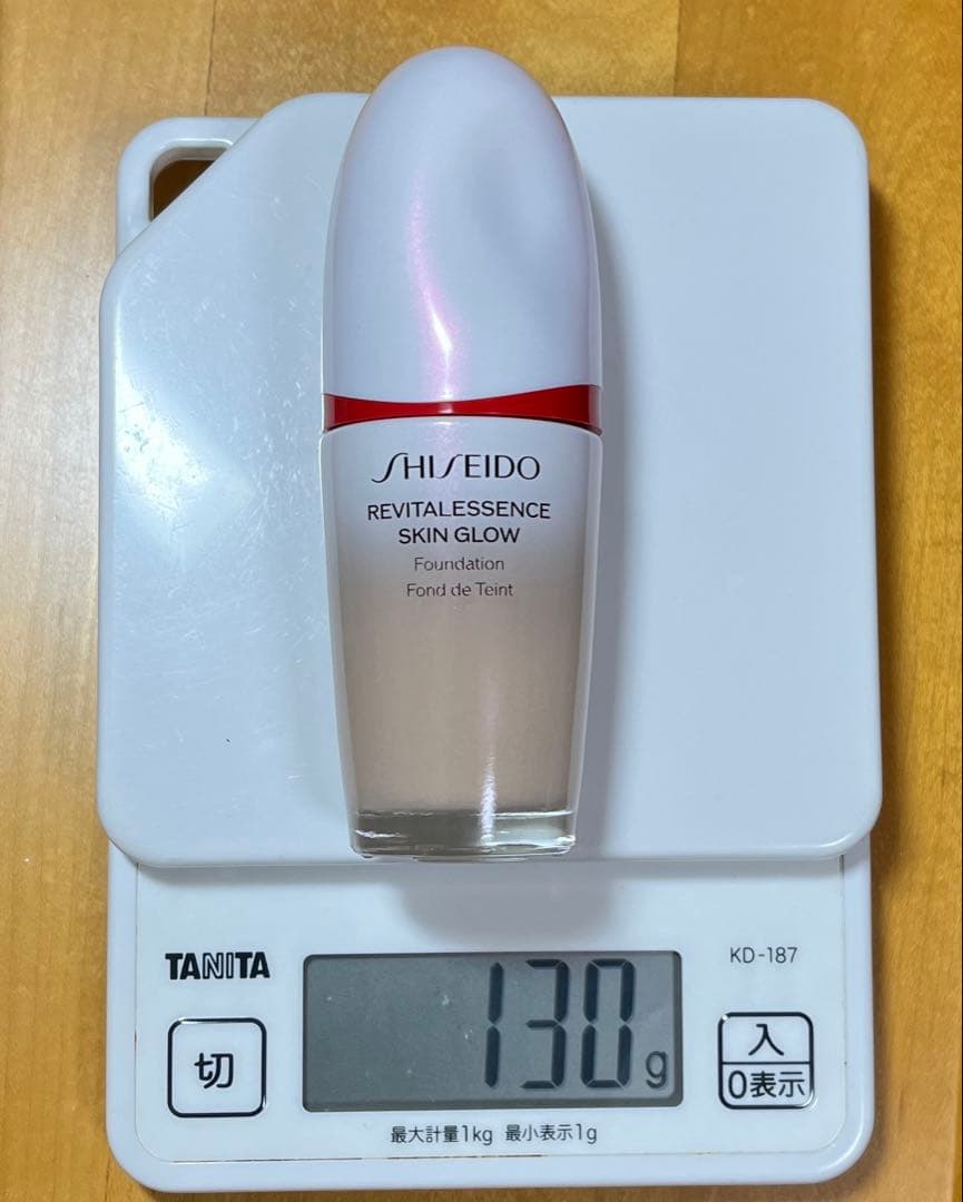 資生堂　エッセンス　スキングロウ　ファンデーション
