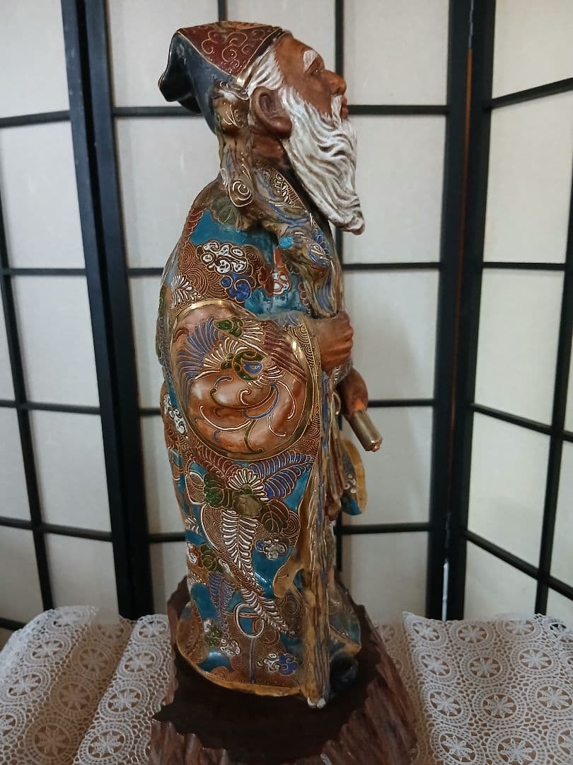 九谷焼で作られた七福神の一柱、寿老人
