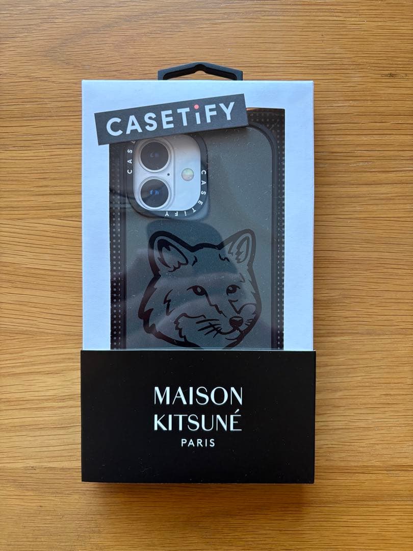 【ほぼ新品】Maison Kitsuné iPhone16 Slate Grey