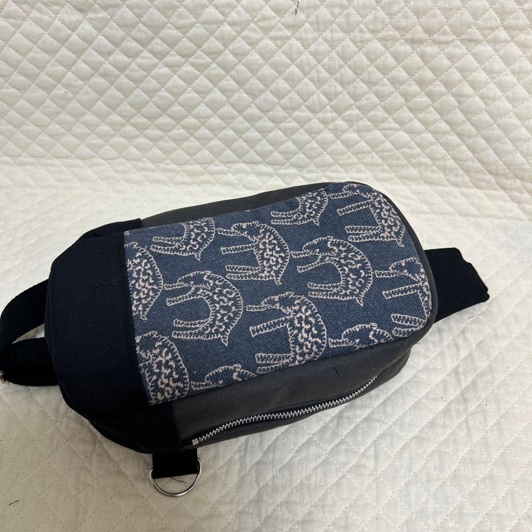 ミナペルホネン　BOXタイプボディバッグ カウント　グレー　ハンドメイド