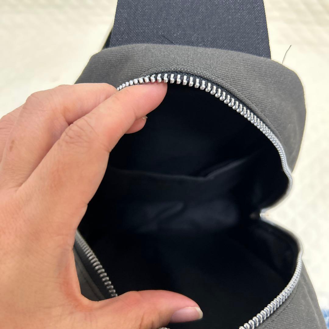 ミナペルホネン　BOXタイプボディバッグ カウント　グレー　ハンドメイド