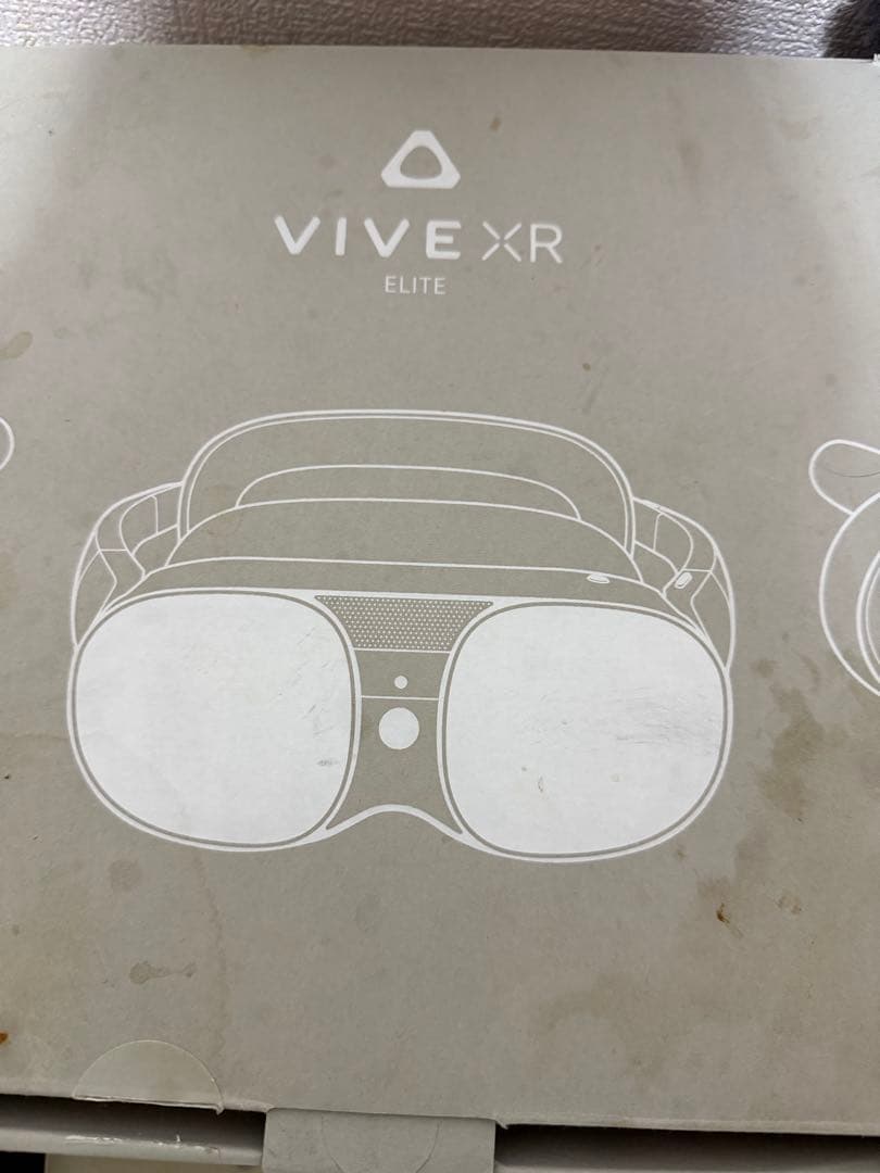専用vive elite フェイシャルトラッカー付き　アルティメットトラッカーも