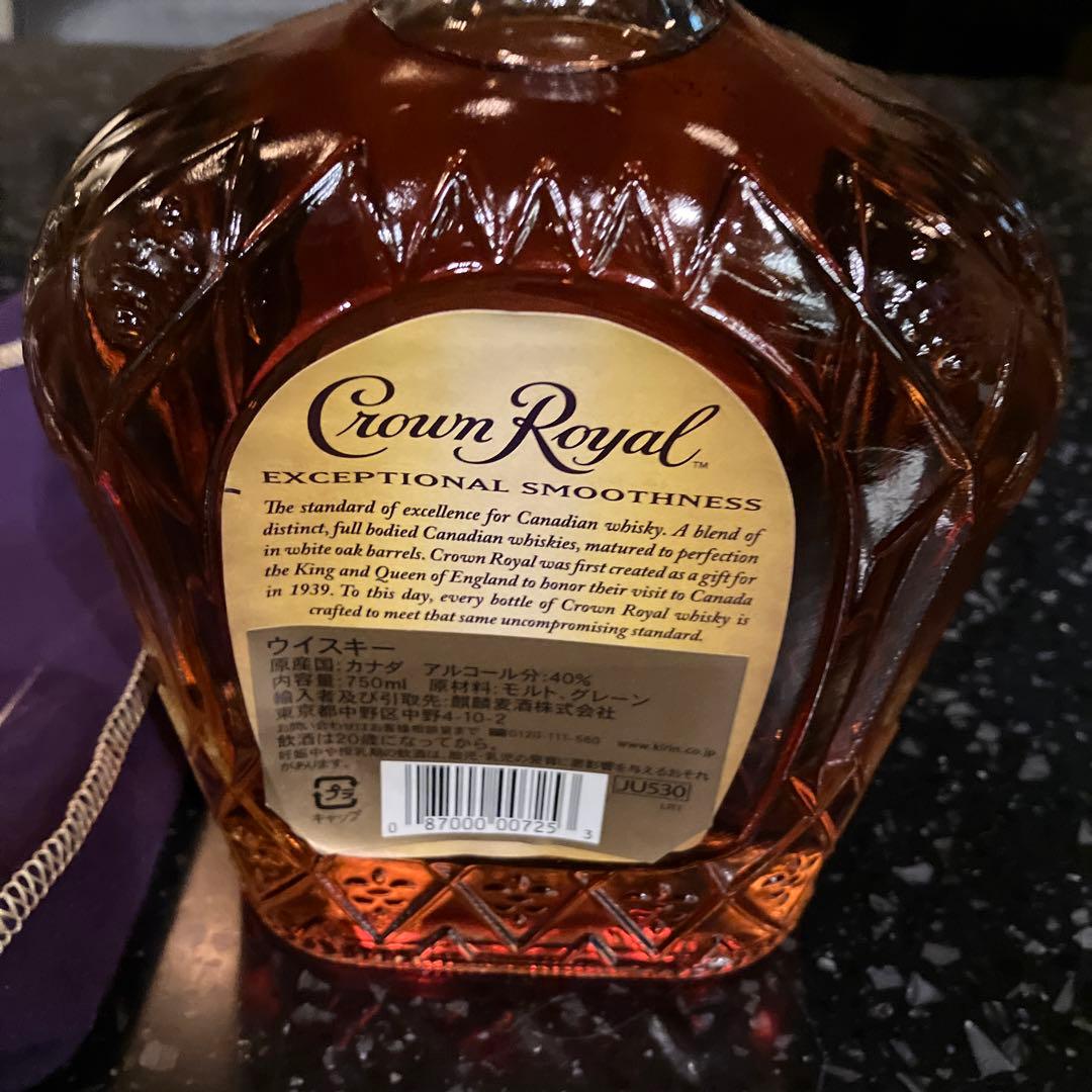 Crown  カナディアンウイスキー