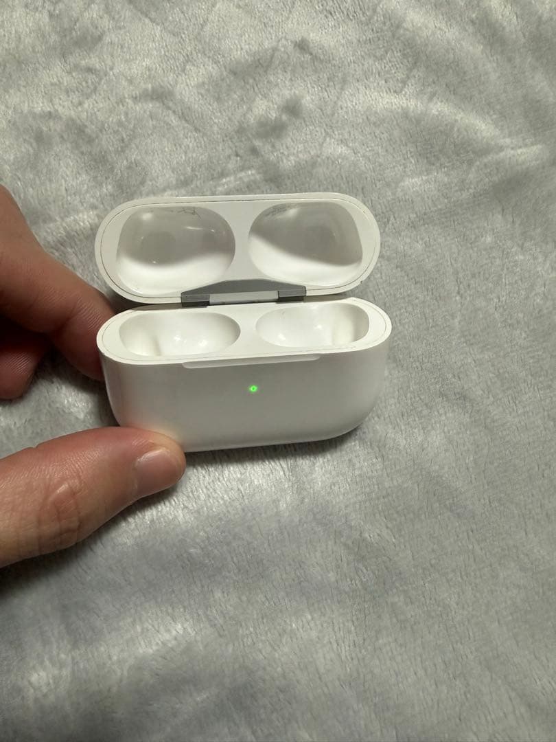 【純正品】AirPods Pro（第1世代）MagSafe対応 / 付属品完備