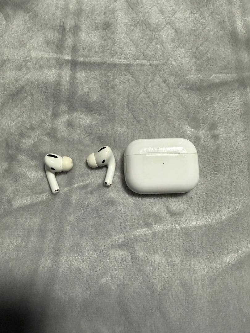 【純正品】AirPods Pro（第1世代）MagSafe対応 / 付属品完備