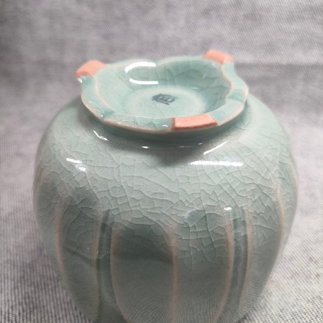 新品未使用【共箱付】 青磁金彩蓮華文 香炉