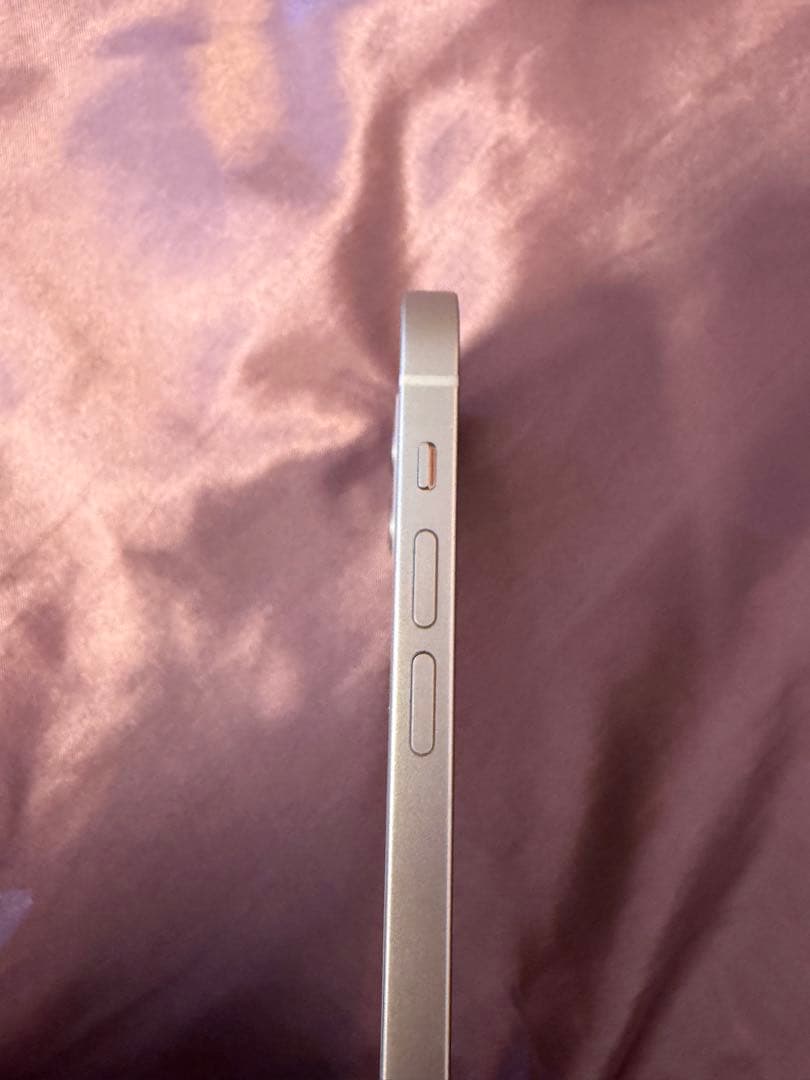Apple iPhone 12 ホワイト 64GB SIMロック解除済