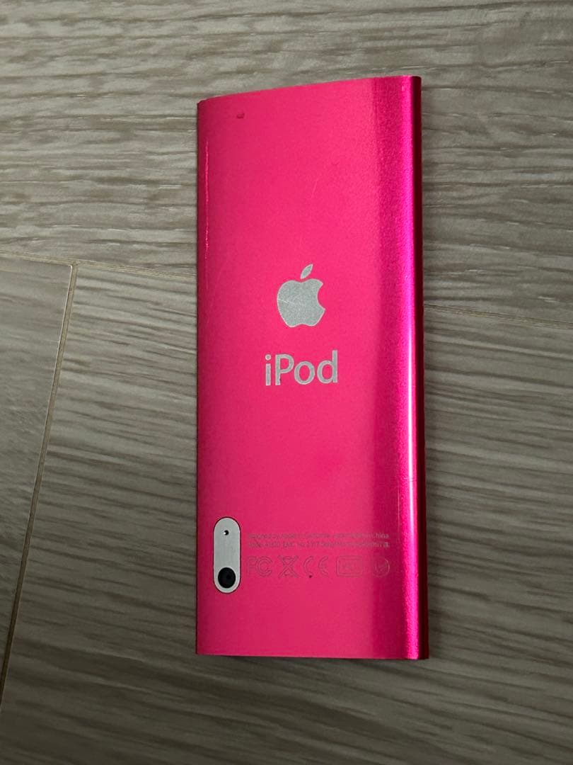 iPod nano5世代8GBピンク（付属品あり）