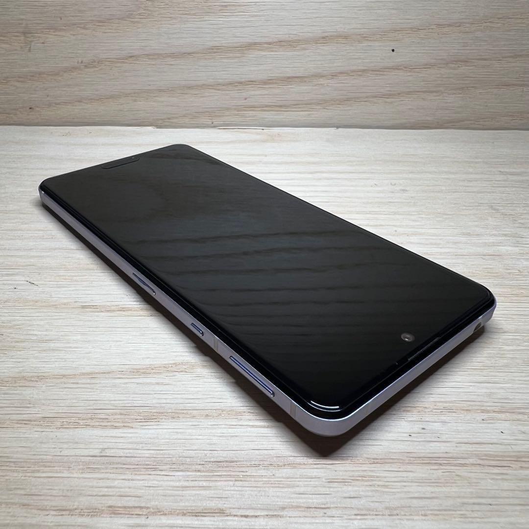 シャープ AQUOS sense5G SH-53A本体 T66