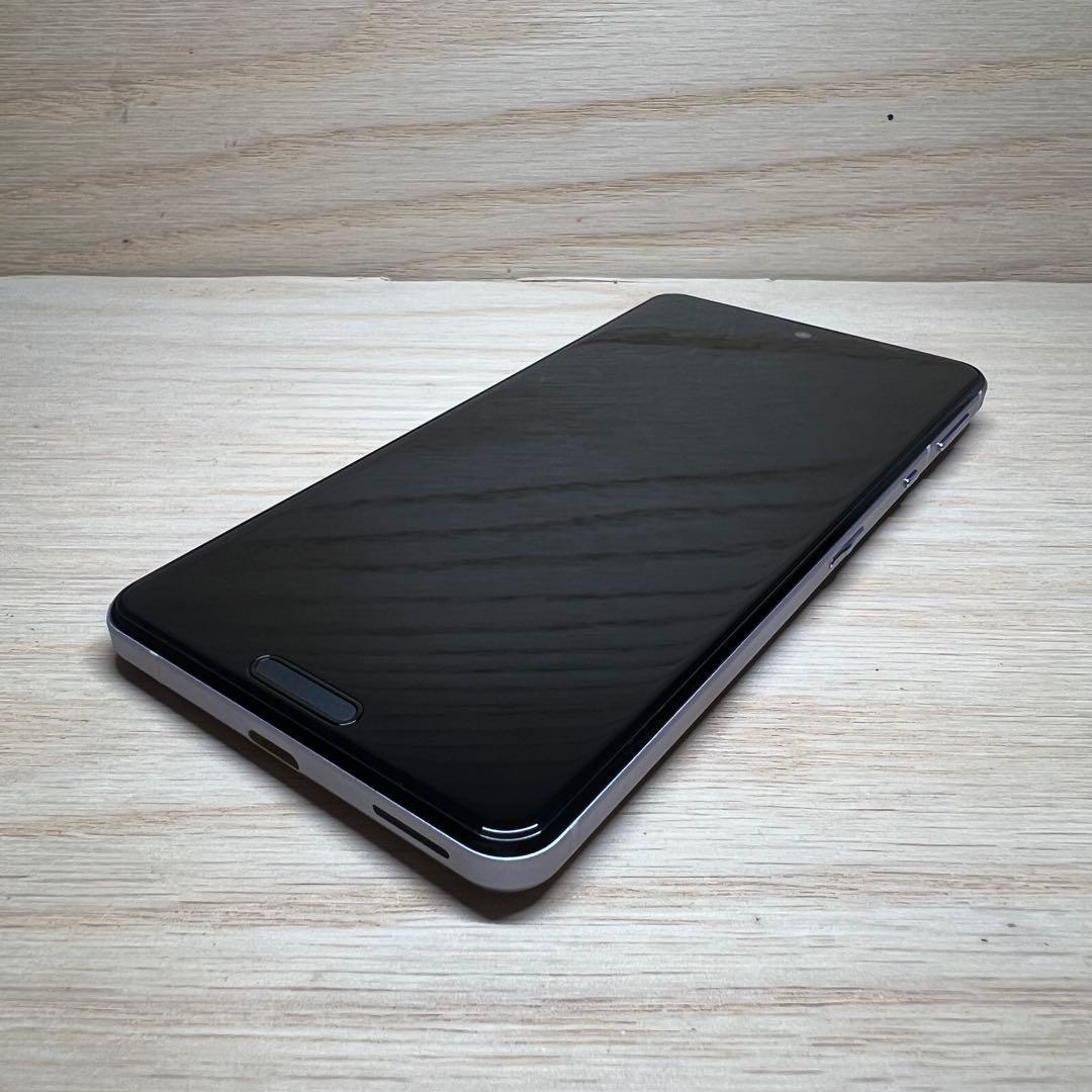シャープ AQUOS sense5G SH-53A本体 T66