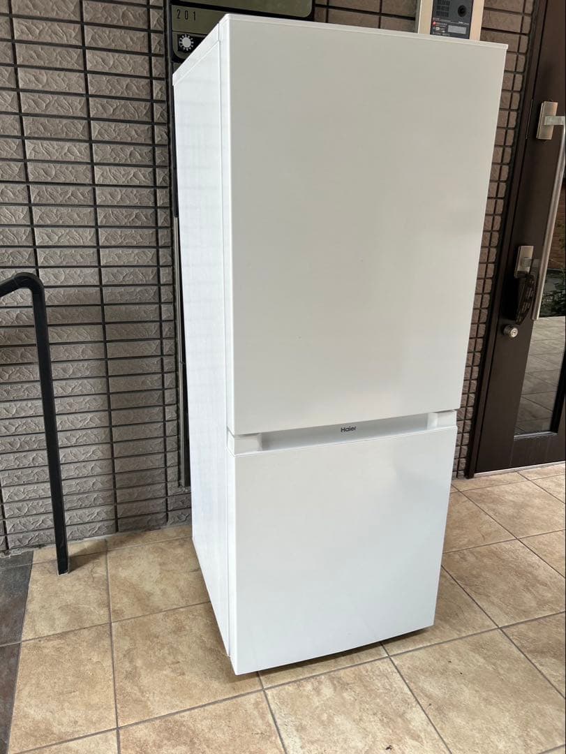 Haier 冷蔵庫 JR-NF140M 2022年製　一人暮らし冷蔵庫