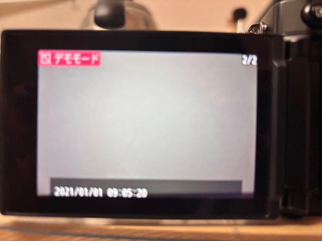 Nikon Z fc ミラーレス一眼カメラレンズキット 美品　別売品のおまけ付き