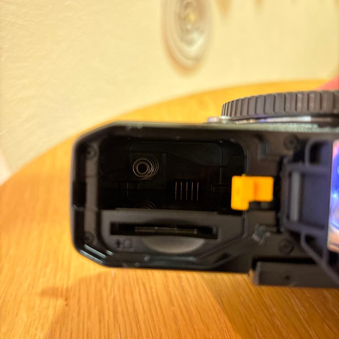 Nikon Z fc ミラーレス一眼カメラレンズキット 美品　別売品のおまけ付き