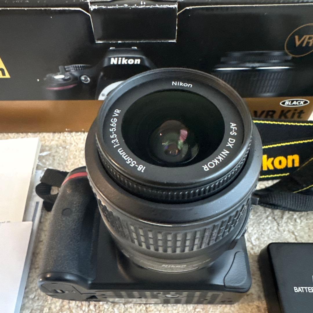 Nikon D5200 18-55VR レンズキット BLACK
