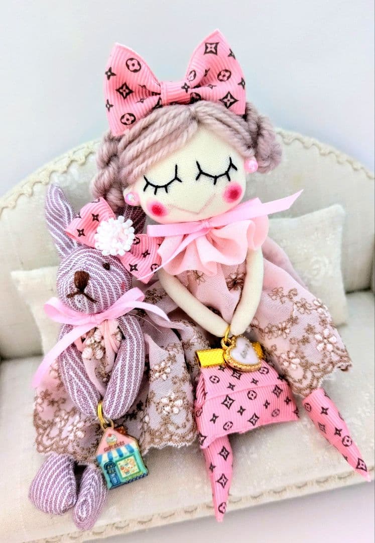 リバーサイド様　ハンドメイド❋ドールチャーム＆うさぎチャーム