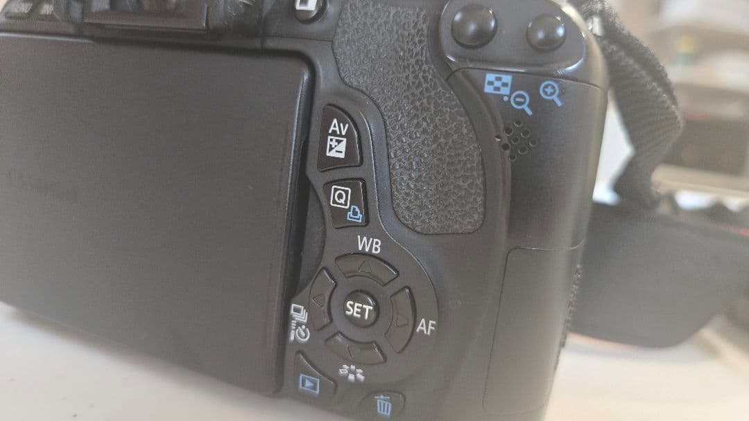 【動作確認済】Canon EOS Kiss X5 レンズキット カメラバッグ付