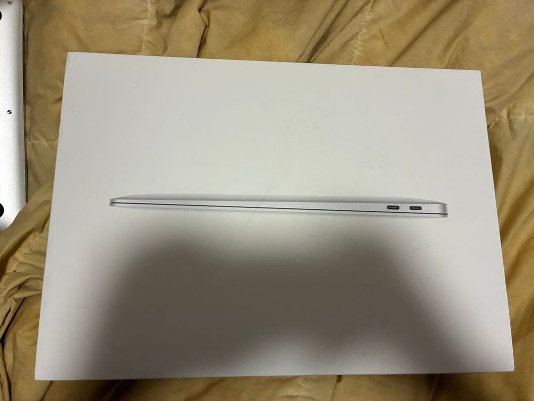 ⭐︎かなり美品⭐︎ MacBook Air 2020 M1モデル　説明必読！！