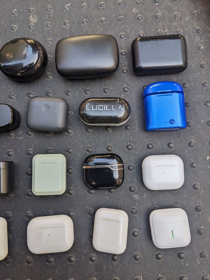 ◉ジャンク動作未確認 Bluetooth ワイヤレスイヤホン まとめ売り 19個