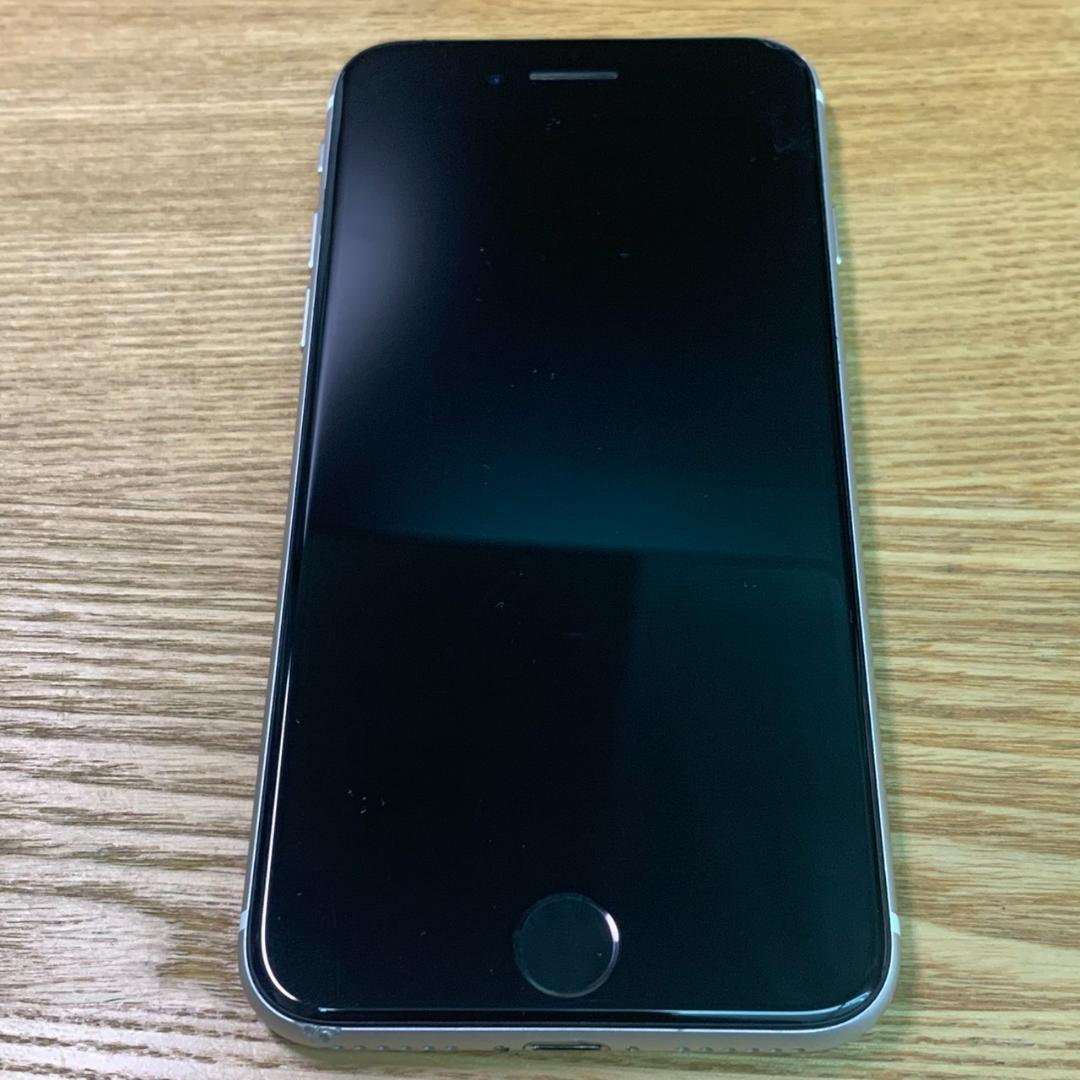 D6 iPhone 6 16GB シルバー