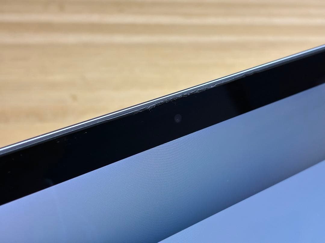 Touch bar付きのMac book Pro 2018