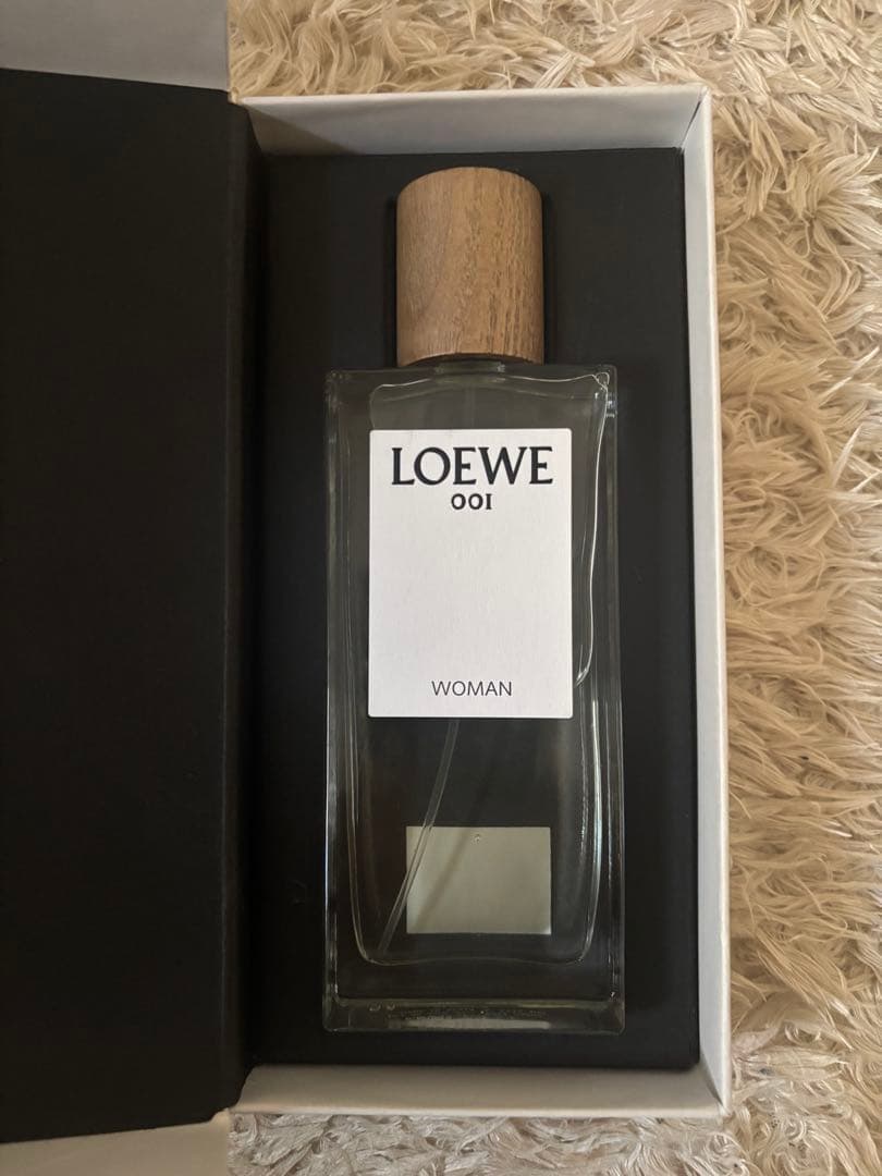 香水(女性用) LOEWE 001 Eau de Parfum 75ml