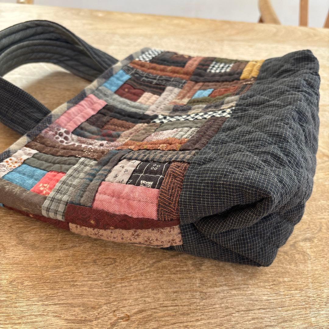 パッチワークキルト　ログキャビンのトートバック　ハンドメイド