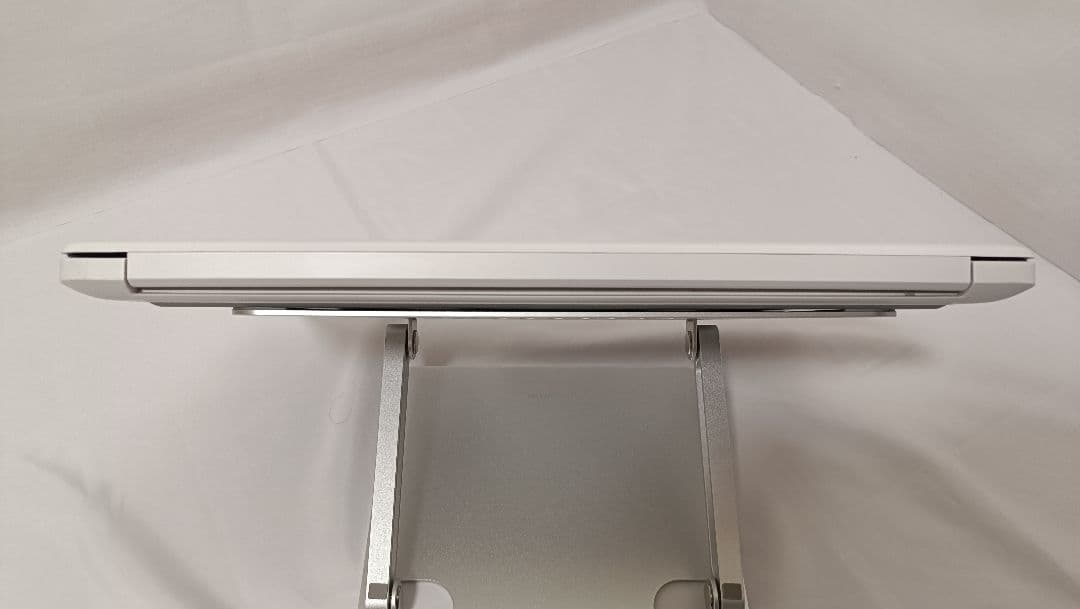 HP Laptop 0241AU　ノートパソコン