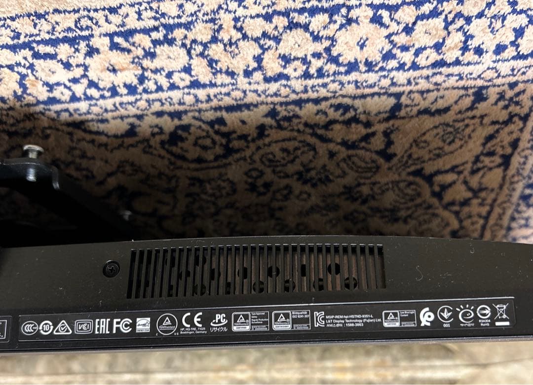 HP ENVY27s 4Kディスプレイ　ゲーミング　PC 2018年製