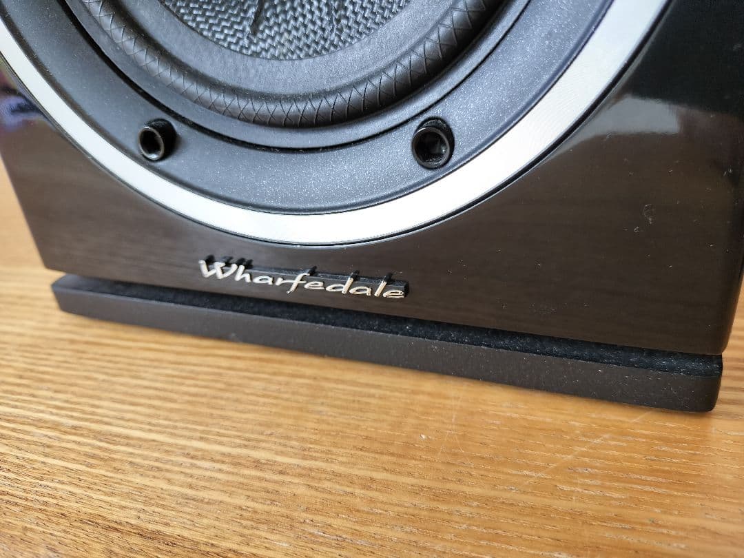 Wharfedale Diamond 220（ワーフェデール）