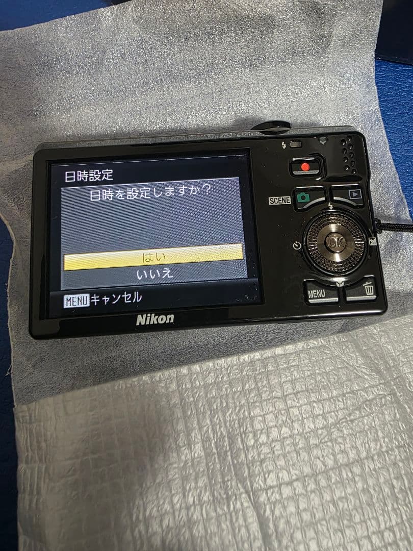 極美品　COOLPIX S6000　動作確認済