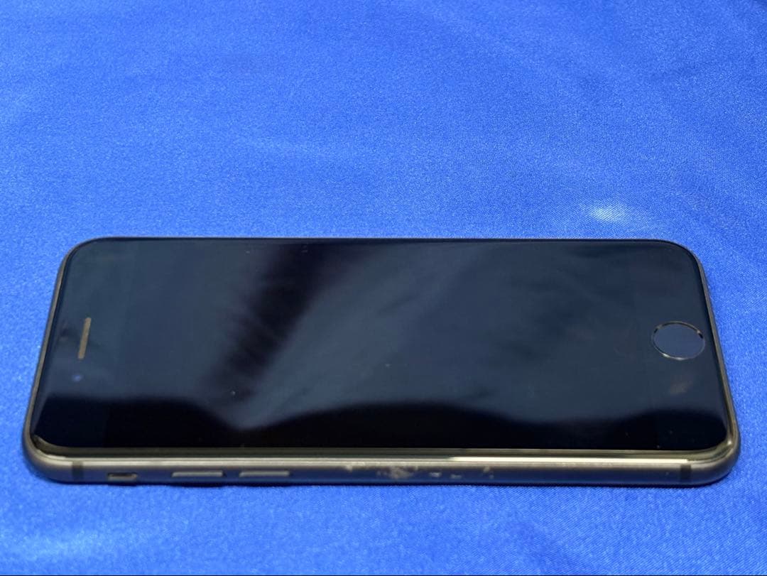 ● iPhone 8 64GB MQ782J/A docomo判定結果：○