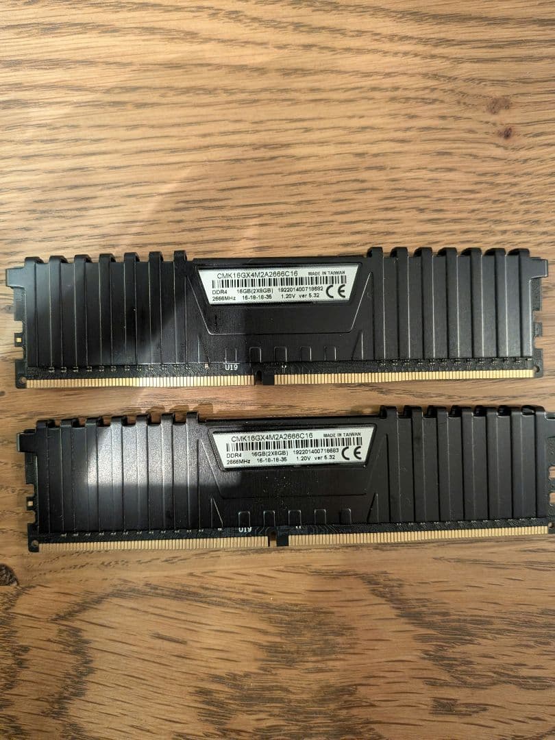 Corsair Vengeance LPX DDR4 メモリー