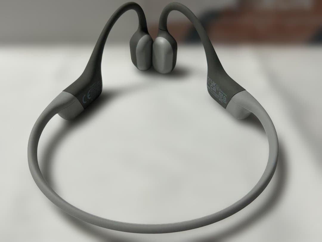 SHOKZ 骨伝導イヤホン グレー ネックバンド式（標準サイズ）