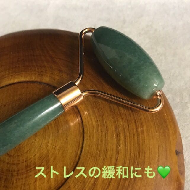 ★厳選一品★お顔✳首筋マッサージ【アベンチュリン♡天然石美顔ローラー】❤