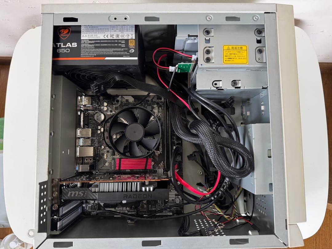 自作PC レトロPC風Win11 14thi3/16GB/1TB/RX6400