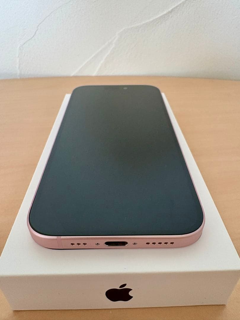 iPhone15 128GB ピンク SIMフリー【美品】