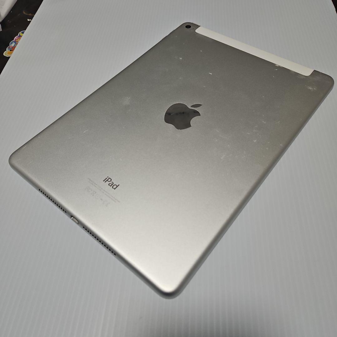 Apple iPad Air 2 本体　128GB（SIMフリー）
