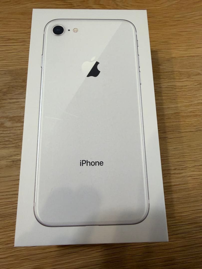 iPhone8 シルバー 256GB バッテリー78% SIMロックなし