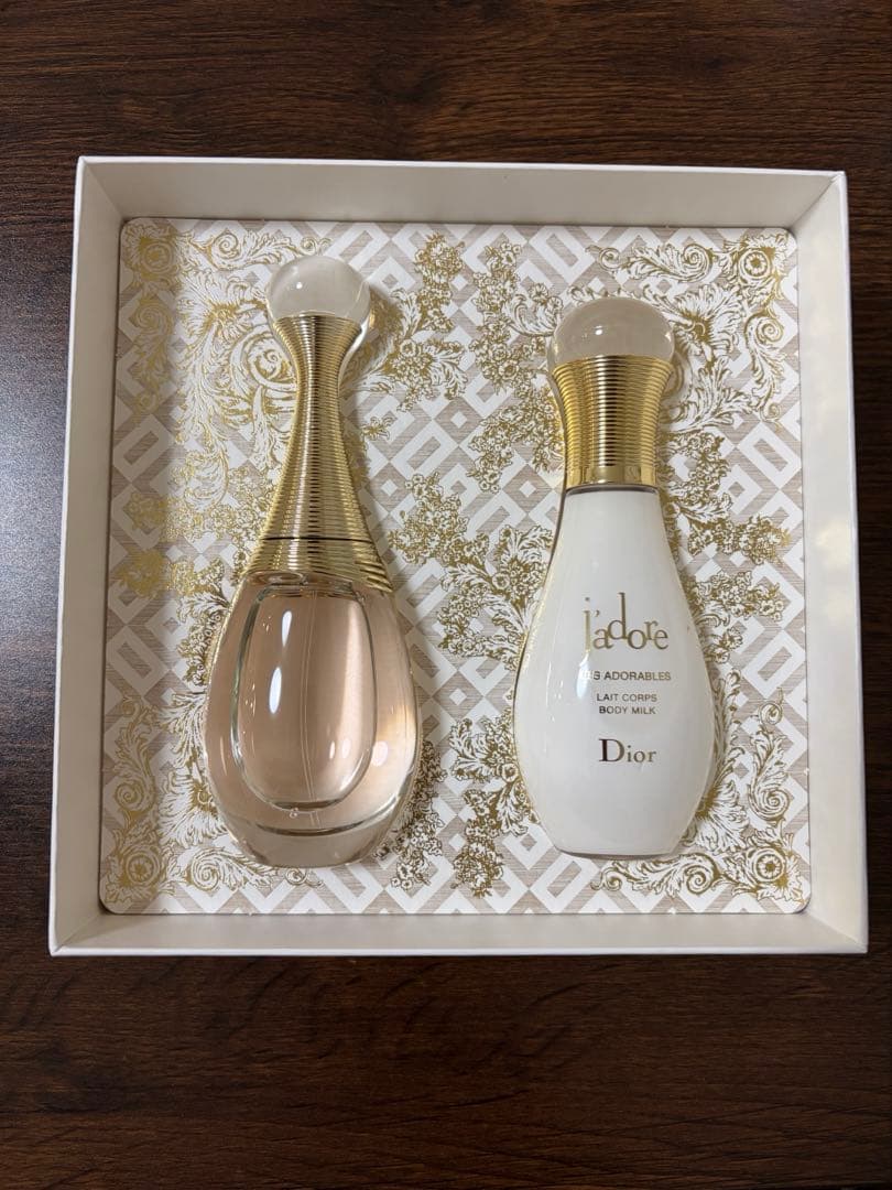 Christian Dior J'adoreセット