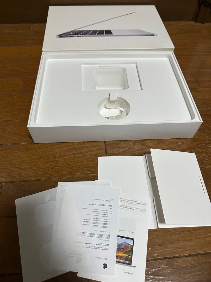 Mac book pro 13インチ 2018