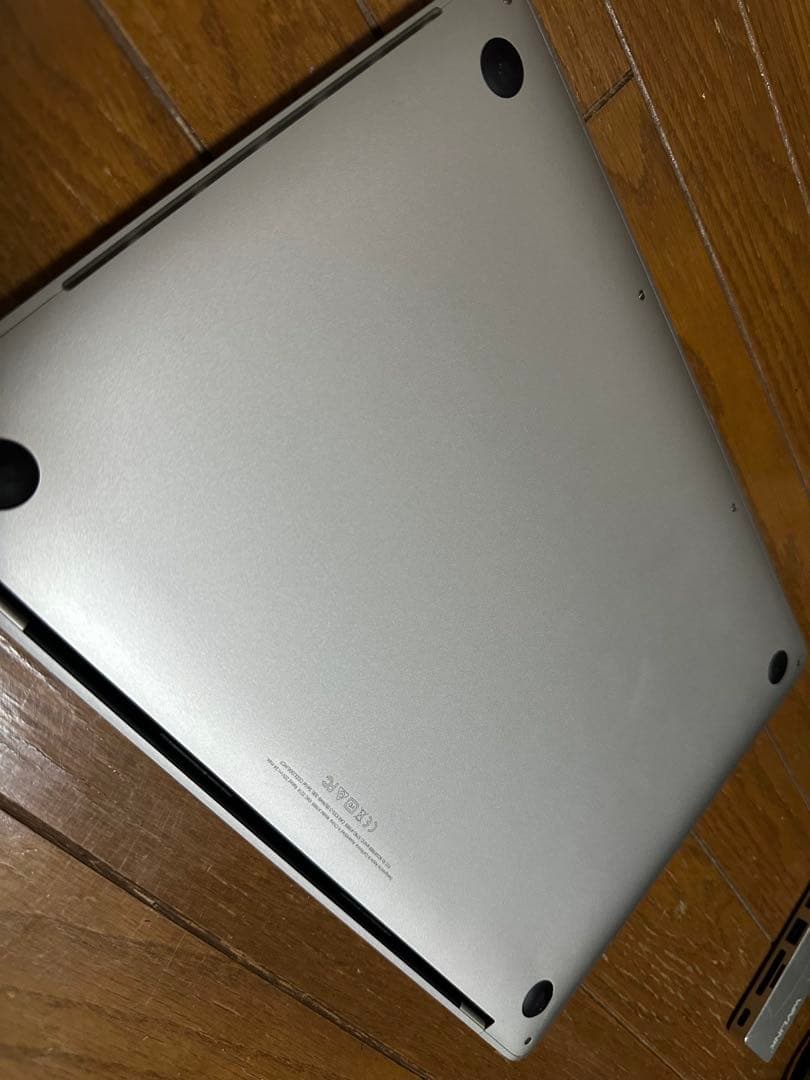 Mac book pro 13インチ 2018
