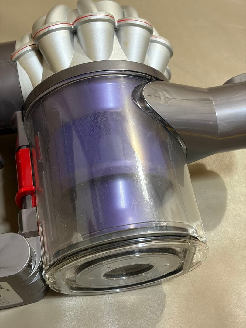 dyson DC 61 ハンディクリーナー 本体