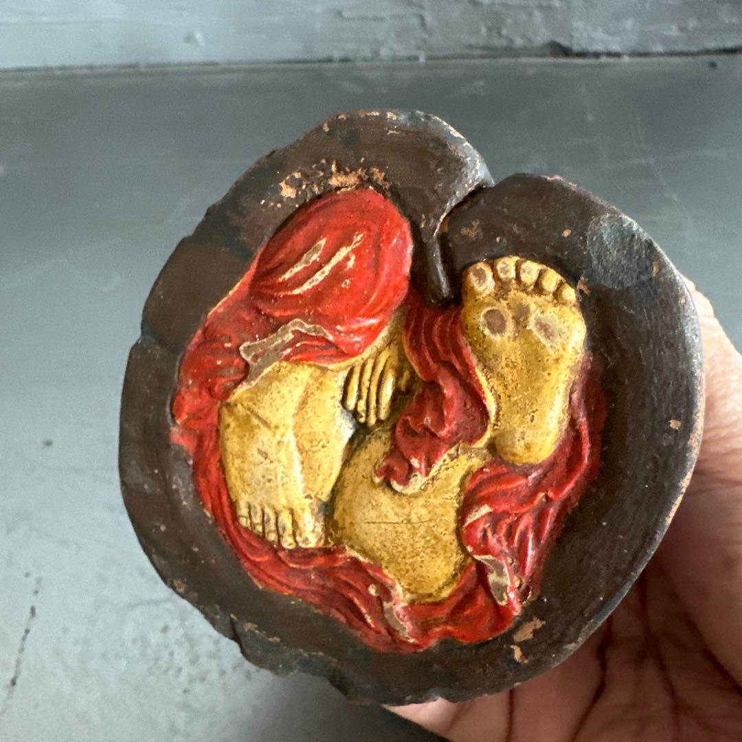 希少品❣️微笑む陶器　お福さん風置物　底はびっくり❣️