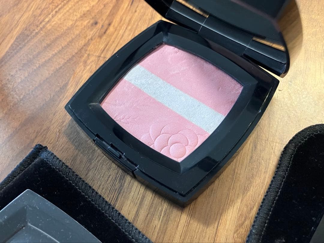 CHANEL ホリデー　ローズ　ルミエール