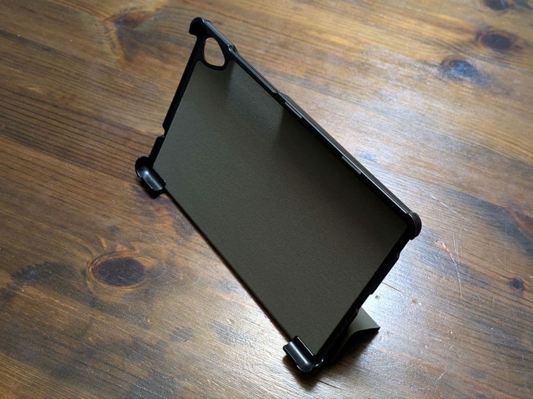 【美品】Lenovo Tab M8 （3rd）手帳型、クリアケース付き 使用数回